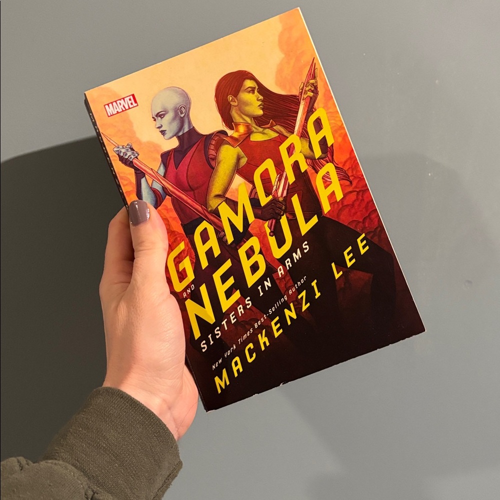 Marvel: Gamora & Nebula Book